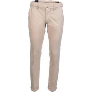 👉 Male beige Chino