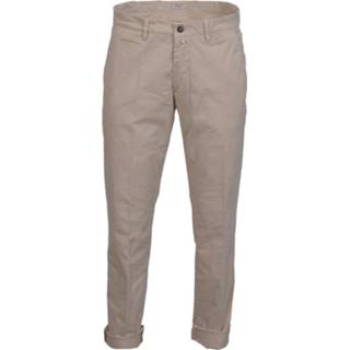 👉 Male beige Chino