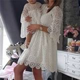 Dress vrouwen baby's meisjes Rizi Family Matching Clothes Mother Daughter Dresses Women Floral Lace Baby Girl Mini Mom Party