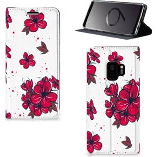 👉 Rood Samsung Galaxy S9 Smart Cover Blossom Red 8720091151192