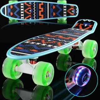 👉 Skateboard tgroen Shining Fish Plate scooter single Tilt vier wiel met 72 mm slijp flits (mintgroen) 8226889969913