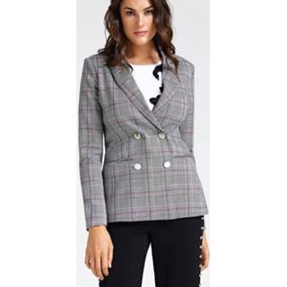 👉 Double-Brested Blazer