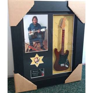 👉 Miniatuur Chris Rea gitaar