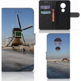 👉 Flipcover Motorola Moto E5 Play Flip Cover Schaatsers 8718894838259