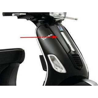 👉 Voorscherm zwart s active midden Vespa Lucido 94 Piaggio origineel 6548835090