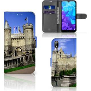 👉 Flipcover Huawei Y5 (2019) Flip Cover Kasteel 8720091850163