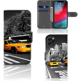 👉 Flipcover Apple iPhone 11 Pro Flip Cover New York Taxi 8720091975385