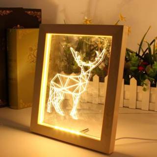 👉 Fotolijst rood houten KCASA FL-722 3D Illuminative LED Nachtlampje Elk Desktop Decoratieve USB Lamp Voor Slaapkamer Art Decor Kerstcadeaus - 8720072146186