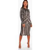 👉 Boutique Lara Stripe Sequin Midi Dress