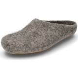 👉 Wolvilten pantoffels 