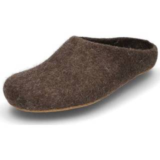 👉 Wolvilten pantoffels 
