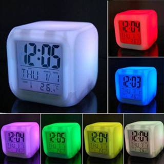 👉 Wekker kinderen Multifunctionele Cartoon Kind Snooze 7 Kleur Glowing Change Digitale LED Horloge Gloeiende Alarm Thermometer Klok Cube 8720034773573