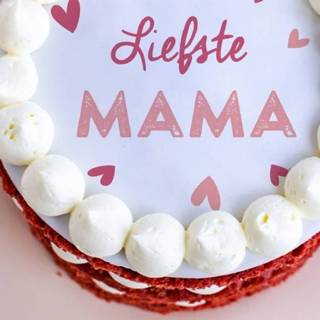 👉 Taart rood Red Velvet | Liefste mama met eigen naam
