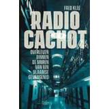 👉 Draagbare radio Cachot. overleven binnen de muren van een Vlaamse gevangenis, Klee, Fred, Paperback 9789022336892