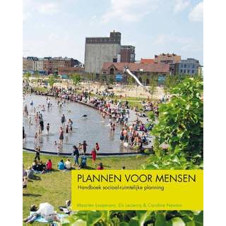 👉 Hand boek Plannen voor mensen. handboek sociaal-ruimtelijke planning, Newton, Caroline, onb.uitv. 9789044128055
