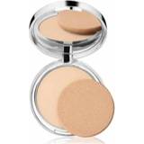 👉 Clinique Stay Matte Sheer Pressed Powder 02 Neutral 7,6 g 20714066116
