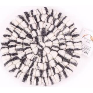 👉 Vilten onderzetter zwart wit vilt Ronde Tie Dye Zwart-Wit (18 cm) 4062279079602
