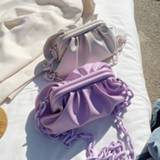 👉 Handtas PU leather vrouwen Chain Crossbody bag For Women 2020 Lady Designer Handbag Solid color Shoulder Messenger Cloud Bags