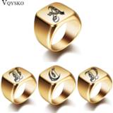 👉 Goud steel mannen New Mens Rings With Letter Stamp Fashion Gold 18mm Male Stainless Initial Jewelry Wide Ring for Man Party Accessories