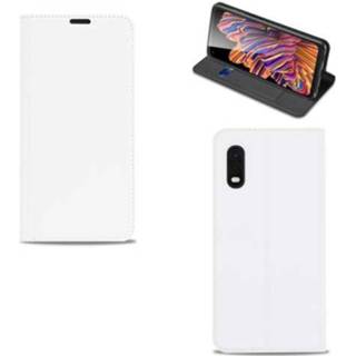 👉 Pashouder wit Bookcase Hoesje Samsung Galaxy Xcover Pro met 8720215918458