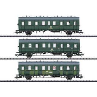 👉 N personen rijtuig TRIX T23323 H0 3-delige set personenrijtuigen van de DR 2e klas 4028106233234