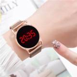 👉 Watch rose goud steel vrouwen Fashion 2020 Magnetic Women Watches Gold Stainless Mesh Strap Ladies Electronic Wristwatches Minimalist Female Clock
