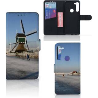 👉 Flipcover Motorola G8 Power Flip Cover Schaatsers 8720215573466