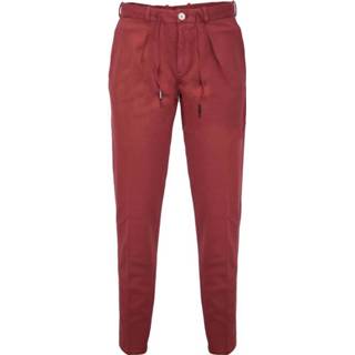 👉 Male rood Chino