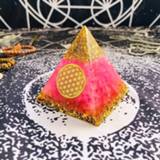 👉 Resin Orgonite Pyramid Ariel Anahata Chakra Natural Powder Crystal Improve Human Creativity Crafts Decoration
