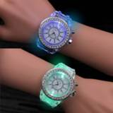 Fashion Ladies Dresses Watch Silicone LED Luminous Women Men Sports Wristwatches 7 Colors Flash Quartz Clocks Relogios Masculino