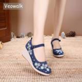 👉 Shoe canvas vrouwen Veowalk Retro Embroidery Women Wedge Platforms Shoes Comfortable Ladies Ankle Strap High Heels Chinese Casual Pumps