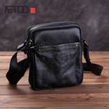 👉 Schoudertas leather cowhide AETOO Men's mini bag, shoulder casual outdoor sports stiletto bag