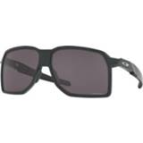 👉 Zonne bril male Oakley Zonnebrillen OO9446 PORTAL Polarized 944604