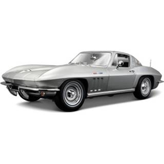 👉 Modelauto zilver metaal zilverkleurig Chevrolet Corvette 1965 1:18 - Speelgoed Auto Schaalmodel 8719538930308