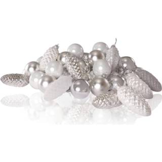 👉 Kerstbal glas zilver zilverkleurig Kerstballen En Dennenappels Combi Mix 61 Stuks - 8719323088238