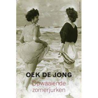 Zomerjurk Opwaaiende zomerjurken - Oek de Jong (ISBN: 9789045702193) 9789045702193