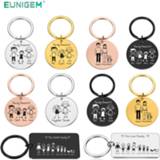 👉 Keychain Personalized Family Engraved Gifts for Parents Children Present Keyring Bag Charm Families Member Gift Key Chain
