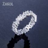 👉 Zirconia multicolor vrouwen ZAKOL Fashion Luxury Charm AAA Baguette Cubic Wedding Rings for Women T Shape Stone Party Jewelry FSRP252