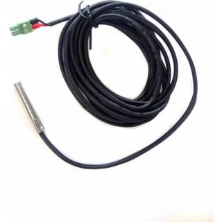 👉 Victron temperature sensor for BlueSolar PWM-Pro 8719076025658