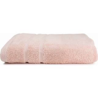 👉 Handdoek zalmkleurig roze The One Towelling Bamboo 50x100 Salmon Pink 8719322223357