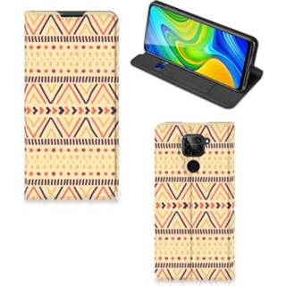 👉 Geel Xiaomi Redmi Note 9 Hoesje met Magneet Aztec Yellow 8720215627145