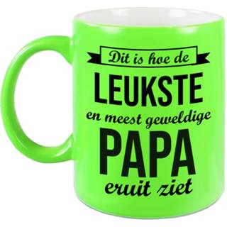 👉 Beker groen volwassenen Leukste en meest geweldige papa cadeau mok / neon 330 ml - verjaardag Vaderdag