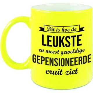 👉 Koffiemok geel volwassenen Hoe de leukste gepensioneerde eruitziet / theebeker neon afscheidscadeau pensioen VUT 330 ml