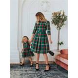 Dress donkergroen vrouwen Family Christmas Matching High Waisted Green Plaid O-Neck Three Quarter Elbow Sleeve Women Parent-Child Outfit Gown