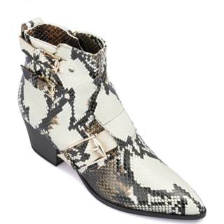 👉 Snake printed leather ankle boots