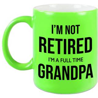 👉 Beker groen keramiek Im Not Retired A Full Time Grandpa Mok / - 330 Ml Neon Kantoorhumor Vut Pensioen Cadeau Collega 8720276877794