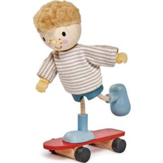 👉 Poppenhuispop hout blauw jongens Tender Leaf Toys Jongen Op Skateboard 9x3,5x10 Cm 191856081456