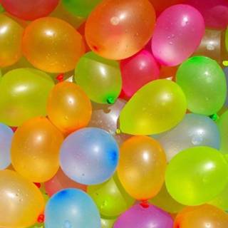 Waterballon multikleur 24 Waterballonnen/waterbommen Gekleurd Met Sluiting Hulpstukje En Pomp - Zomer Speelgoed 8720147299243
