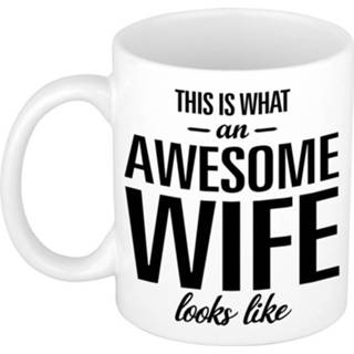 👉 Beker keramiek wit This Is What An Awesome Wife Looks Like Cadeau Mok / - 300 Ml Verjaardag Moederdag Kado 8720147933123