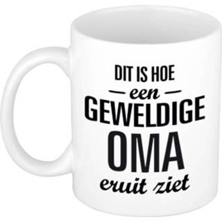 Koffiemok wit keramiek senioren Dit Is Hoe Een Geweldige Oma Eruitziet Cadeau / Theebeker - 300 Ml Verjaardag Bedankje 8720276262811